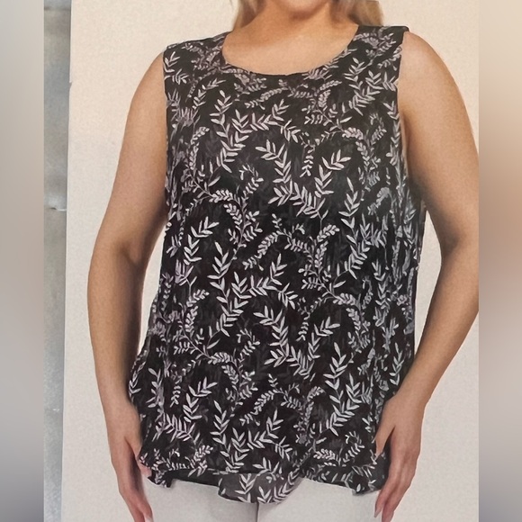 cristina b Tops - Elegant Black and White Leaf Print Blouse